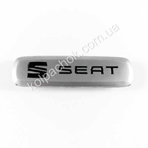 Шильдик / логотип Seat для автомобильных EVA ковриков