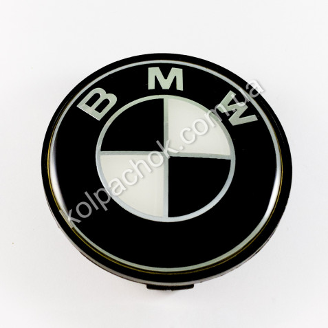 Ковпачок на диски BMW чорно-білий (62-68мм)