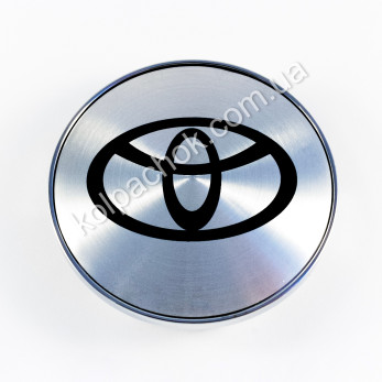 Колпачок на диски Toyota серебро/черный лого (62-68мм) Колпачок на диски Toyota серебро/черный лого (62-68мм)