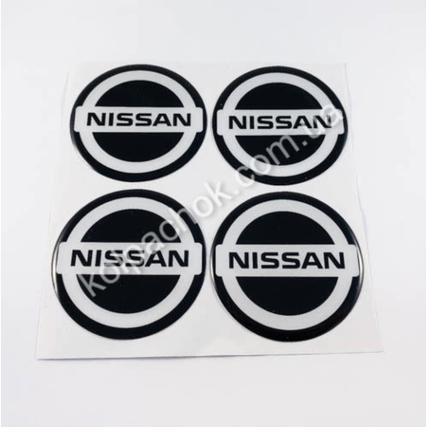 Наклейки для ковпачків на диски Nissan чорний/білий лого (70мм)