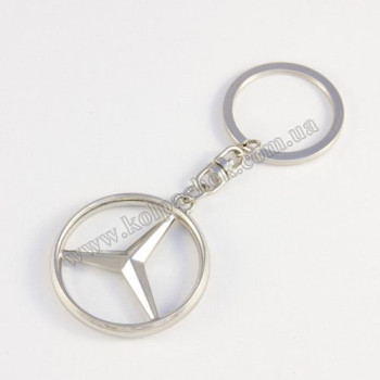 Брелок Mercedes-Benz