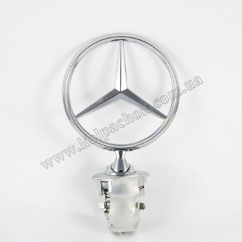 Емблема Mercedes-Benz "приціл" A2218800086 43мм.