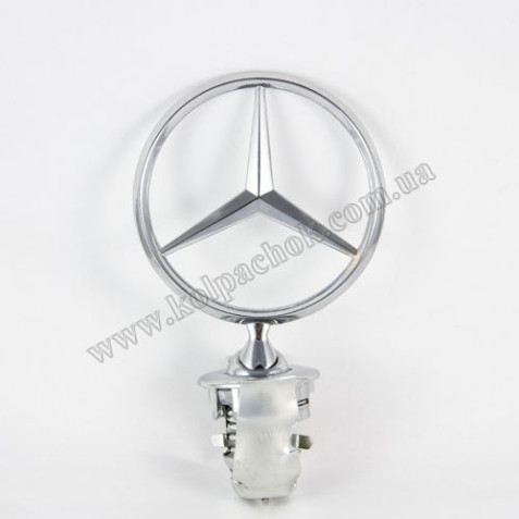 Емблема Mercedes-Benz "приціл" A2218800086 43мм.