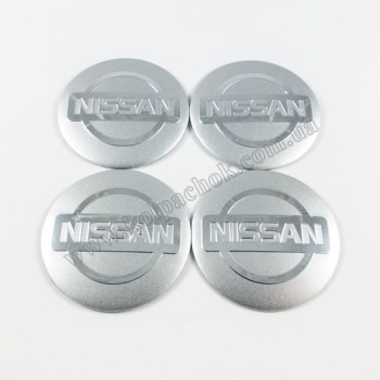 Наклейки для ковпачків на диски Nissan срібло/хром лого (56мм) Наклейки для ковпачків на диски Nissan срібло/хром лого (56мм)