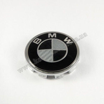 Колпачок на диски BMW черно-белый карбон / хром кант (68мм) Колпачок на диски BMW черно-белый карбон / хром кант (68мм)